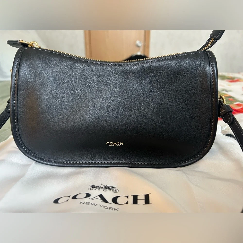 Coach Waverly Bag- Brass/ Black - Picture 2 of 14
